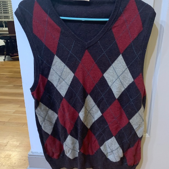 Sweater vest bundle -- Banana Republic, J Crew, Cutter and Buck, Perry Ellis - Picture 8 of 8